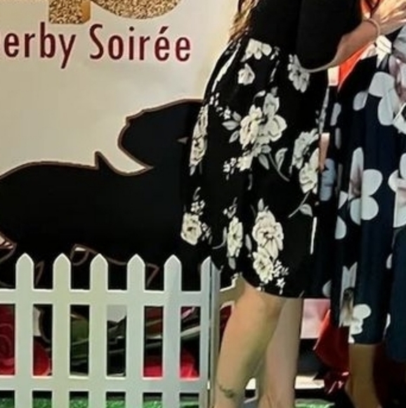 Cute dress for sale - Picture 5 of 5